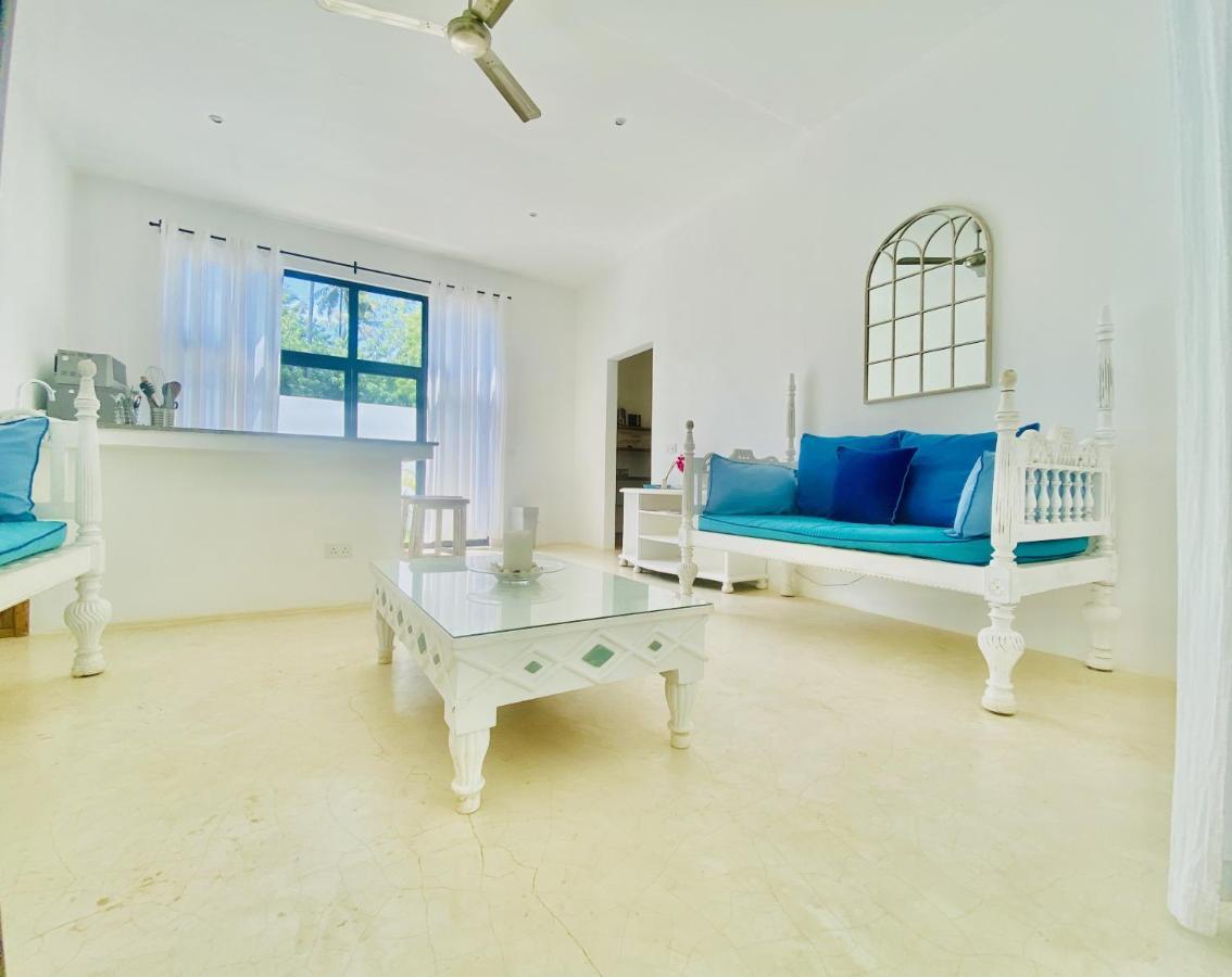 Nyumba Nyekundu Villa Watamu Exterior photo