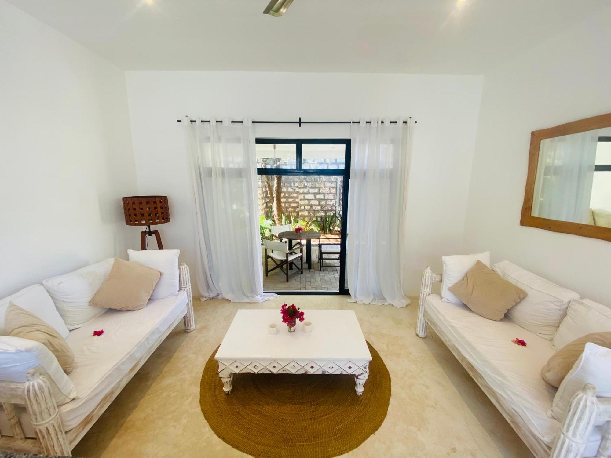 Nyumba Nyekundu Villa Watamu Exterior photo